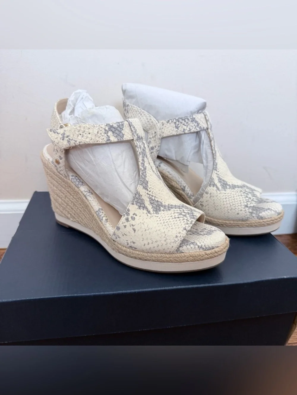 Cole Haan White Snake-Print Wedge Sandals size 6.5